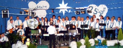 Die erste H&auml;lfte mit besinnlichen Liedern